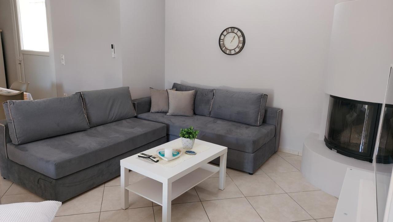Gianni & Sophia Airport House Apartment Artemida  Ngoại thất bức ảnh