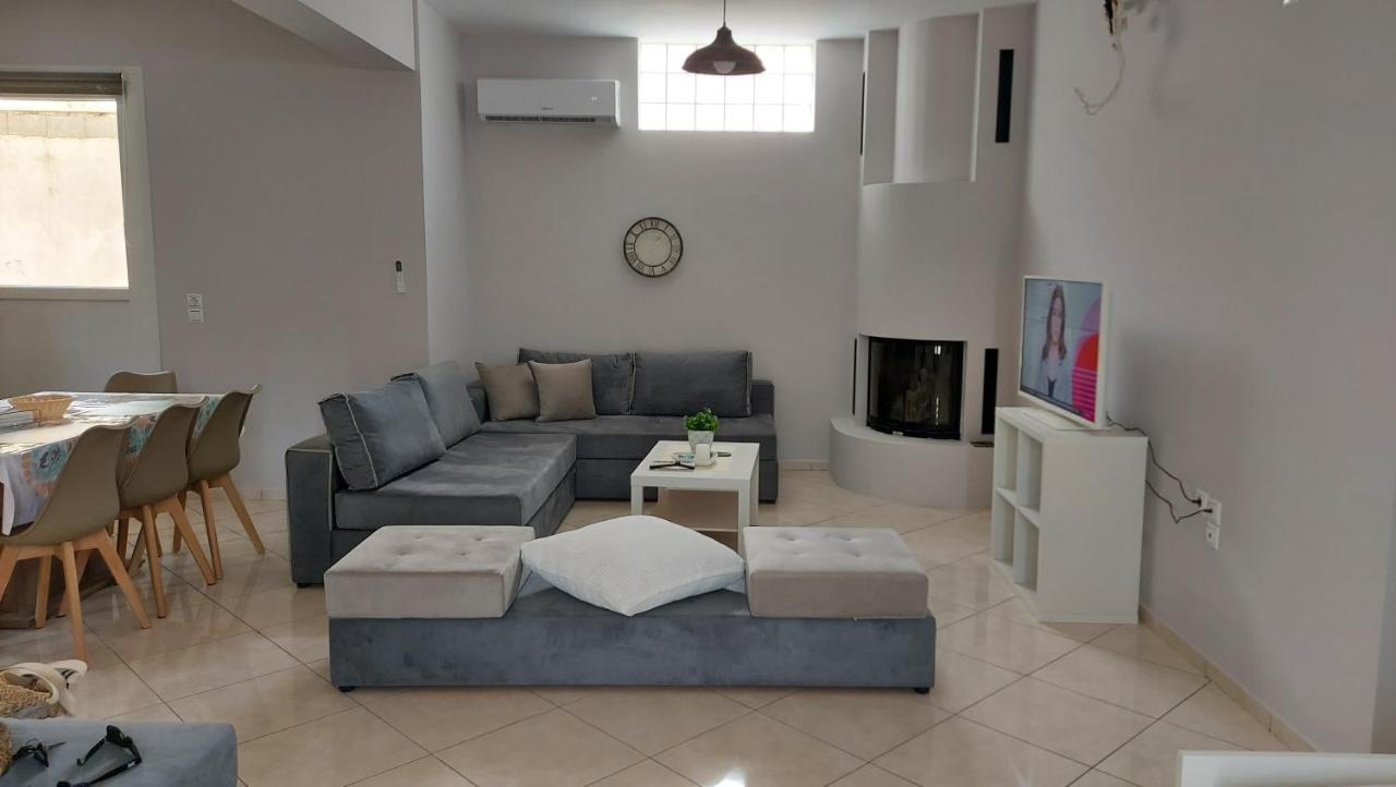 Gianni & Sophia Airport House Apartment Artemida  Ngoại thất bức ảnh