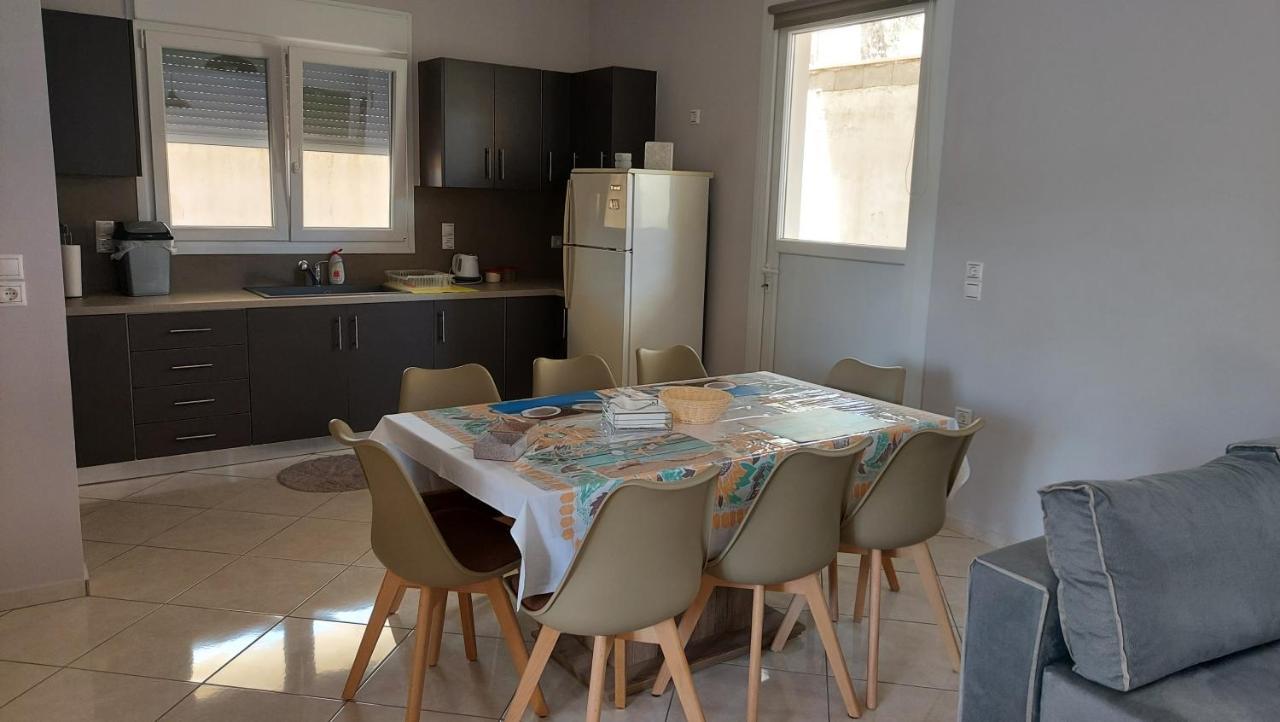 Gianni & Sophia Airport House Apartment Artemida  Ngoại thất bức ảnh