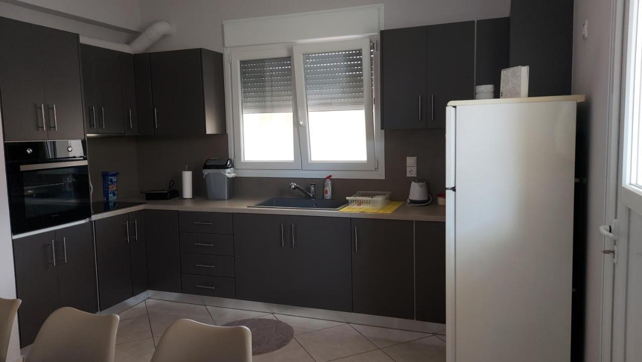 Gianni & Sophia Airport House Apartment Artemida  Ngoại thất bức ảnh